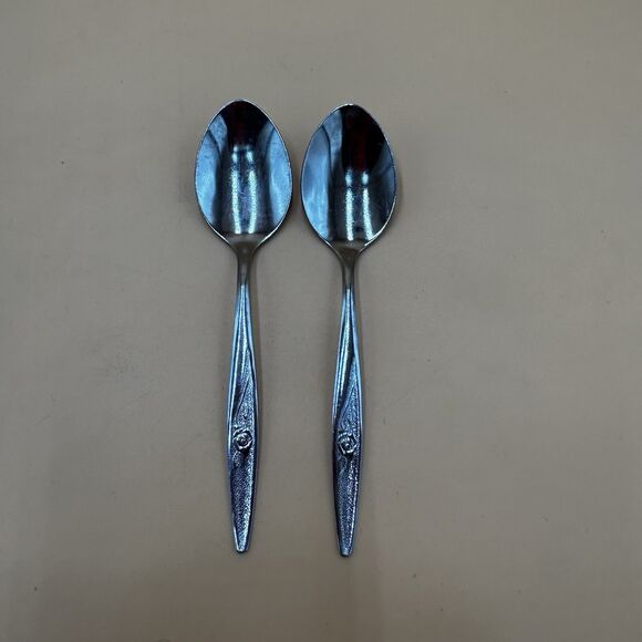 Lot of 2 Pieces Utica Satin Rose Flatware Stainless VTG USA Japan Dinner Spoons - Picture 2 of 3
